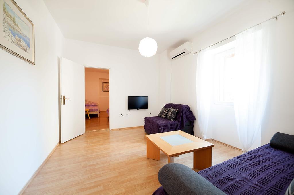 Dalmatian Garden - Free Parking - City Centre Sibenik Room photo